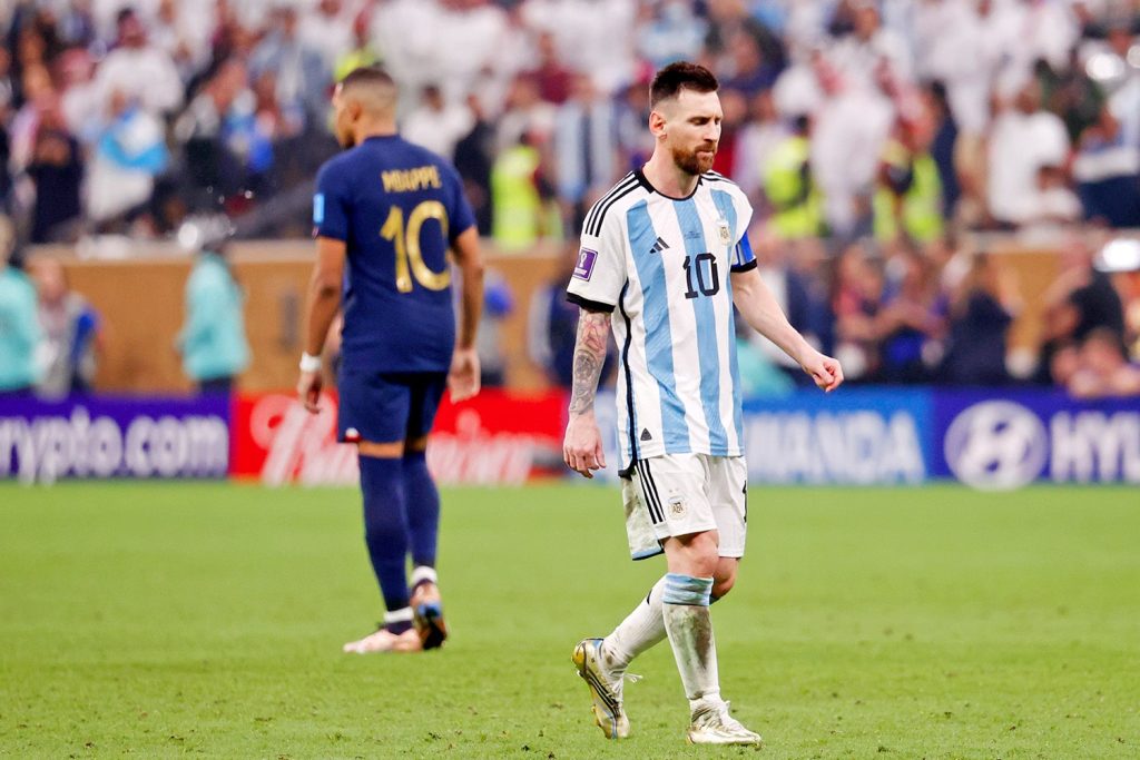 Chiều cao Messi - Lý giải biệt danh bọ chét nguyên tử 1 Chiều cao Messi - Lý giải biệt danh bọ chét nguyên tử